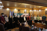 نشست صمیمی دکتر داداندیش باتیم های دانشجویی حاضر در مرحله کشوری اولین رویداد ملی رقابت تیم های دانشجویی در کرسی های آزاد اندیشی